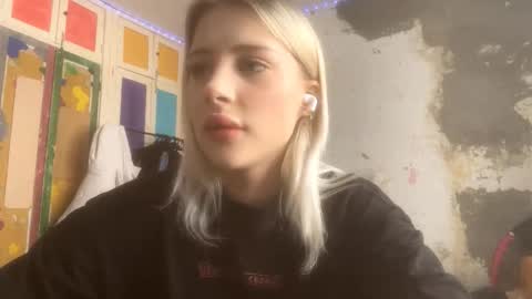 Margo online show from February 8, 2026, 4:27 am