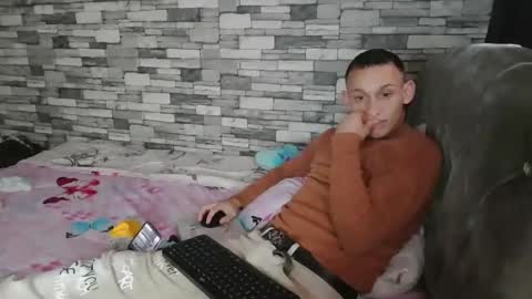 reymasterhot online show from February 28, 2026, 7:59 pm