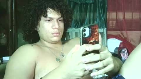 REYHOT online show from January 19, 2026, 5:55 am