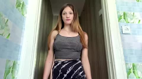 Snapshot of reynasugahara chatting on May 22, 2026, 11:05 am May online show from May 22, 2026, 11:05 am