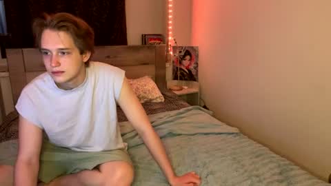 Lola online show from July 4, 2026, 10:16 pm