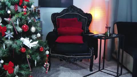 Rhea online show from December 3, 2024, 1:43 pm