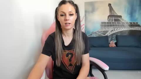 rheaetthan online show from March 15, 2026, 11:38 am