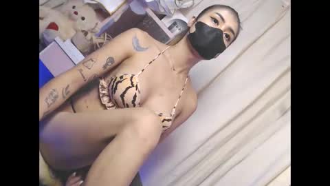 rhiann0 online show from November 13, 2025, 8:57 am