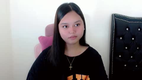 rhianne_fuckdoll online show from February 3, 2026, 9:31 pm