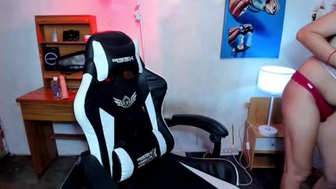 Snapshot of rhodora_xxx chatting on October 18, 2025, 8:26 am rhodora_xxx online show from October 18, 2025, 8:26 am