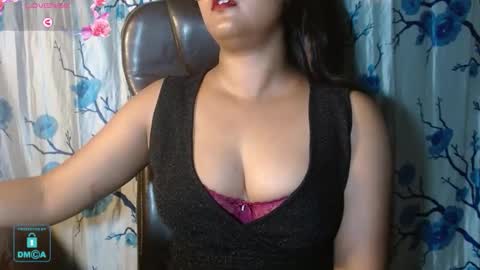 Snapshot of ria_fun chatting on October 16, 2025, 9:43 am Riya online show from October 16, 2025, 9:43 am