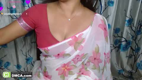 Riya online show from April 15, 2026, 7:21 pm