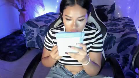 Snapshot of riana_kean chatting on April 19, 2026, 2:33 am RianaK online show from April 19, 2026, 2:33 am