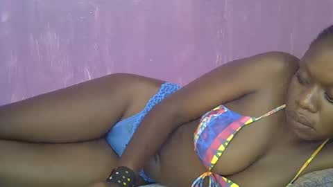 Snapshot of riana_sha chatting on February 22, 2025, 7:36 pm riana_sha online show from February 22, 2025, 7:36 pm