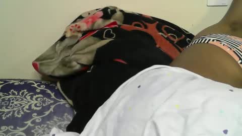 Snapshot of riana_sha chatting on November 28, 2025, 5:54 am riana_sha online show from November 28, 2025, 5:54 am