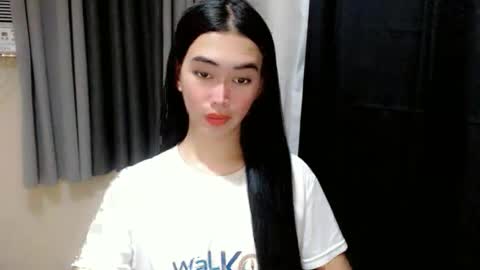 Snapshot of rica_01 chatting on October 31, 2025, 8:15 am Rica online show from October 31, 2025, 8:15 am