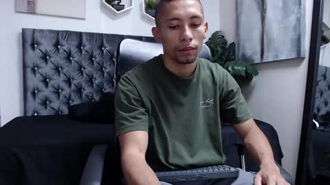 Snapshot of richar_voller chatting on December 5, 2024, 11:16 am richar_voller online show from December 5, 2024, 11:16 am