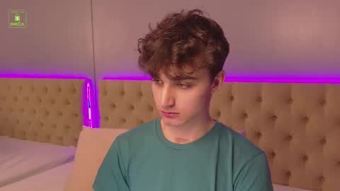 Richard online show from November 4, 2025, 3:22 pm