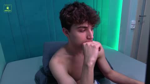 Richard online show from November 13, 2025, 3:33 pm