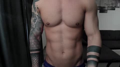 Snapshot of richarddarell chatting on February 4, 2025, 6:25 am RichardDarell online show from February 4, 2025, 6:25 am