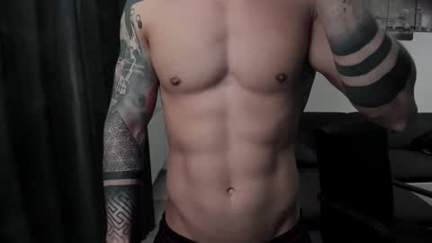 Snapshot of richarddarell chatting on February 10, 2025, 5:36 am RichardDarell online show from February 10, 2025, 5:36 am