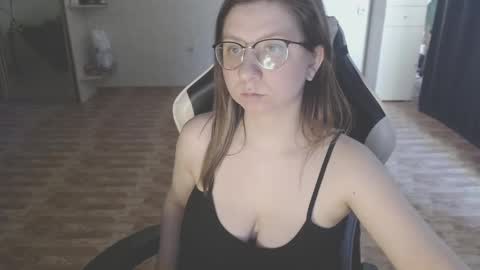 Emily online show from February 28, 2025, 2:42 am