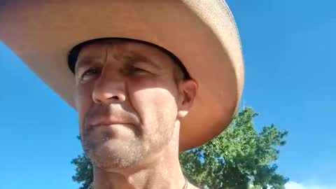 Snapshot of richie00731 chatting on September 16, 2025, 10:22 pm Rich online show from September 16, 2025, 10:22 pm