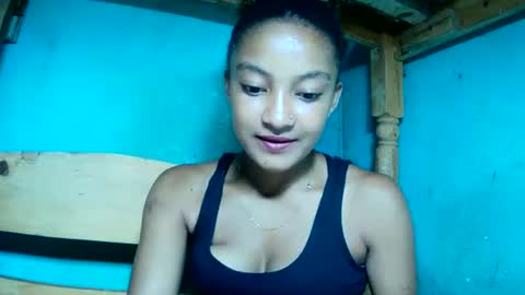 Snapshot of richinah3112 chatting on March 2, 2025, 7:43 am richinah3112 online show from March 2, 2025, 7:43 am