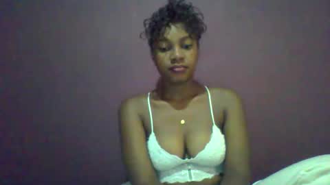ricie001 online show from April 1, 2026, 8:48 am