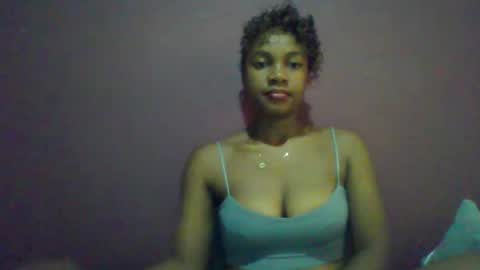 ricie001 online show from April 9, 2026, 11:37 am