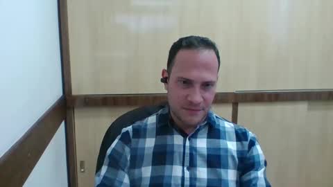 Rick Arian online show from October 28, 2025, 1:36 pm