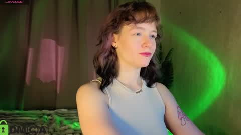 Snapshot of ricki_bloom chatting on May 26, 2026, 9:16 am Ricki online show from May 26, 2026, 9:16 am