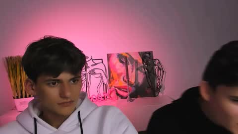 Rico online show from December 4, 2025, 7:44 pm