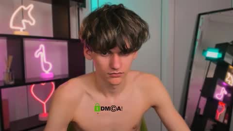 Rico online show from March 15, 2026, 7:42 pm