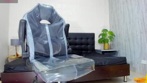 RicoBrowm online show from December 18, 2024, 10:08 am