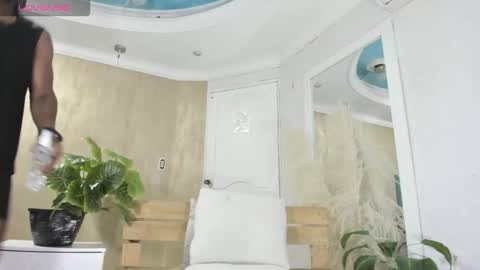 RicoBrowm online show from March 23, 2026, 3:32 am