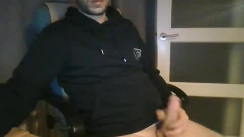 Snapshot of ricooo465 chatting on April 2, 2026, 9:23 pm ricooo465 online show from April 2, 2026, 9:23 pm