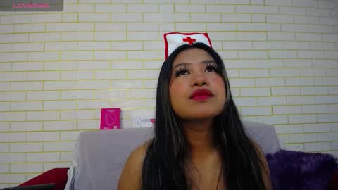 Snapshot of ricura_mily chatting on October 19, 2025, 4:24 am milena online show from October 19, 2025, 4:24 am