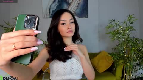 Layla online show from March 20, 2026, 9:14 am