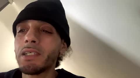 riffraff2026 online show from February 10, 2026, 5:17 pm