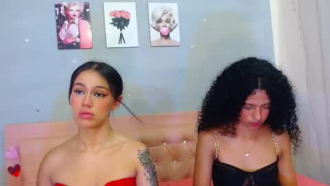 rihanna_fentyy online show from March 10, 2025, 9:40 pm