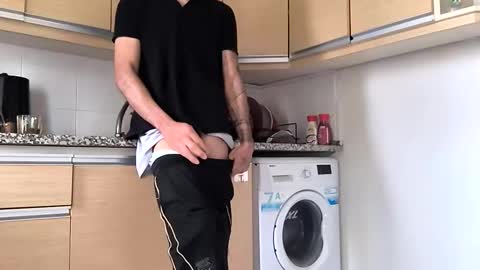 Snapshot of riia362963 chatting on October 7, 2025, 5:48 am riia362963 online show from October 7, 2025, 5:48 am