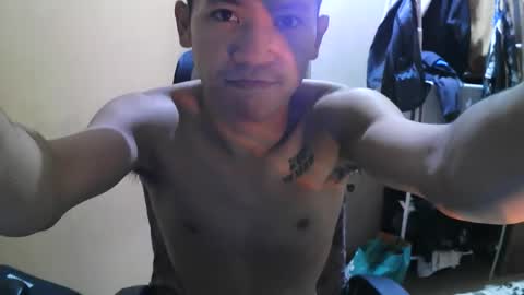 Snapshot of riiichie12 chatting on November 3, 2025, 6:31 pm riiichie12 online show from November 3, 2025, 6:31 pm