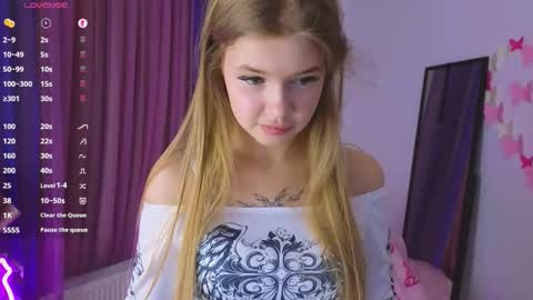 Snapshot of riinaaa chatting on March 2, 2026, 9:54 pm Rina online show from March 2, 2026, 9:54 pm