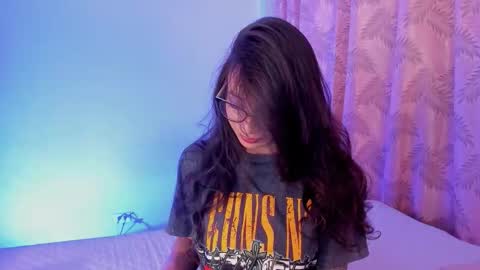 Snapshot of riley_bensongh chatting on September 26, 2025, 8:57 pm Riley online show from September 26, 2025, 8:57 pm