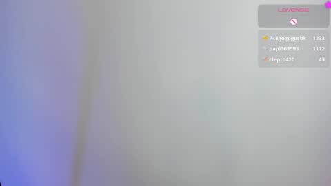 Riley Sierra online show from April 30, 2026, 8:57 pm