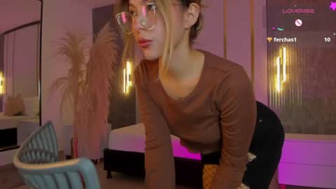 Riley Sierra online show from June 12, 2026, 1:10 pm