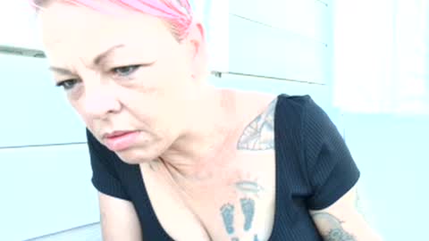 Snapshot of rileyraerhoads chatting on September 23, 2025, 4:43 pm rileyraerhoads online show from September 23, 2025, 4:43 pm