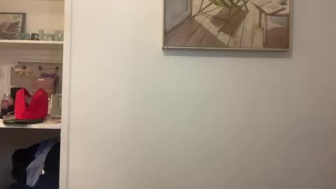 Riley online show from September 22, 2025, 6:21 pm