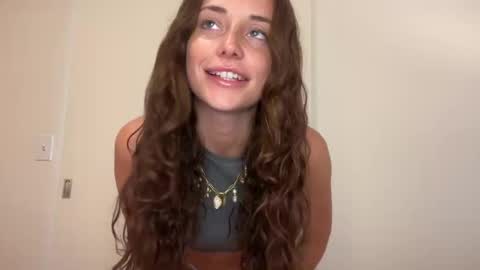 Snapshot of rileysmitheree chatting on May 21, 2026, 5:09 pm Riley online show from May 21, 2026, 5:09 pm