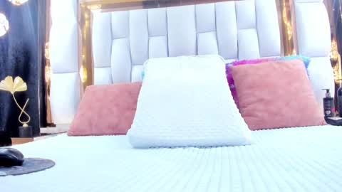 Snapshot of rileysweett chatting on September 25, 2025, 11:47 am Riley online show from September 25, 2025, 11:47 am