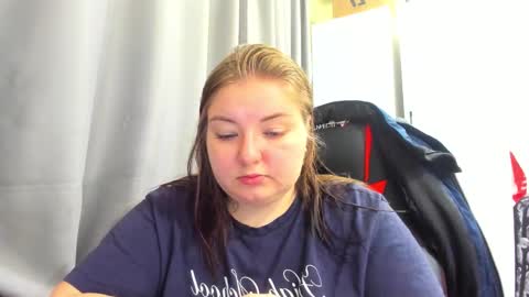 rina16 online show from October 27, 2025, 11:47 am