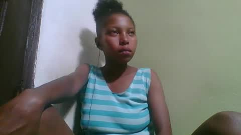 Snapshot of rinah654271 chatting on February 13, 2026, 3:46 am rinah654271 online show from February 13, 2026, 3:46 am