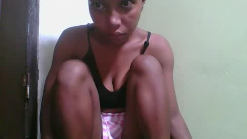 Snapshot of rinah654271 chatting on February 16, 2026, 2:29 am rinah654271 online show from February 16, 2026, 2:29 am